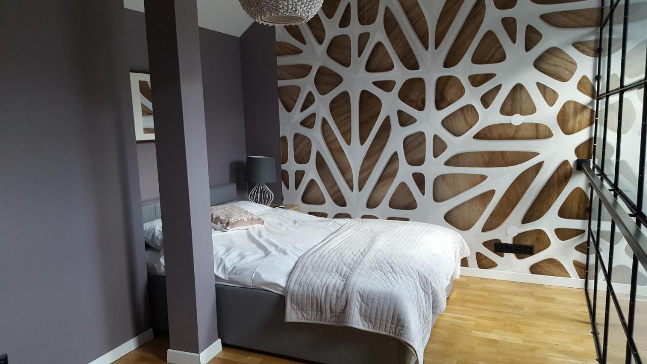 Apartament Dwupoziomowy Z Klimatyzacja Apartamento Krynica-Zdrój Exterior foto